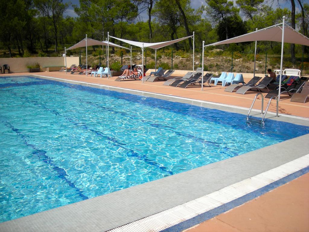 Bungalow Claret Vacquieres  Экстерьер фото